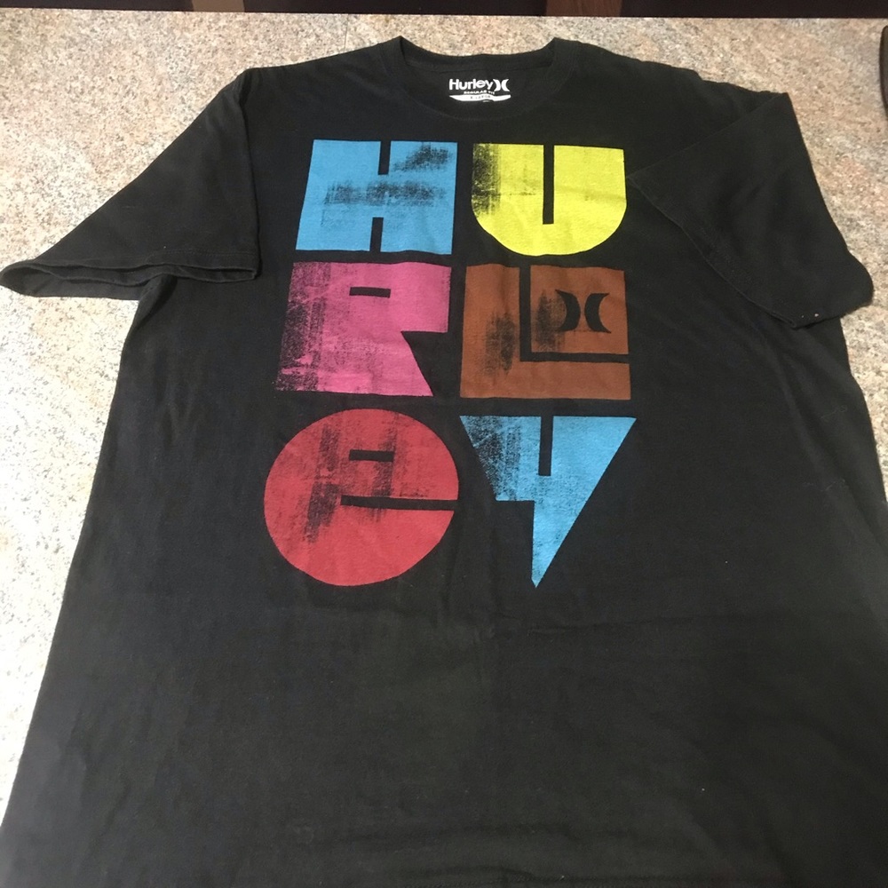 Hurley Men XL T-shirt